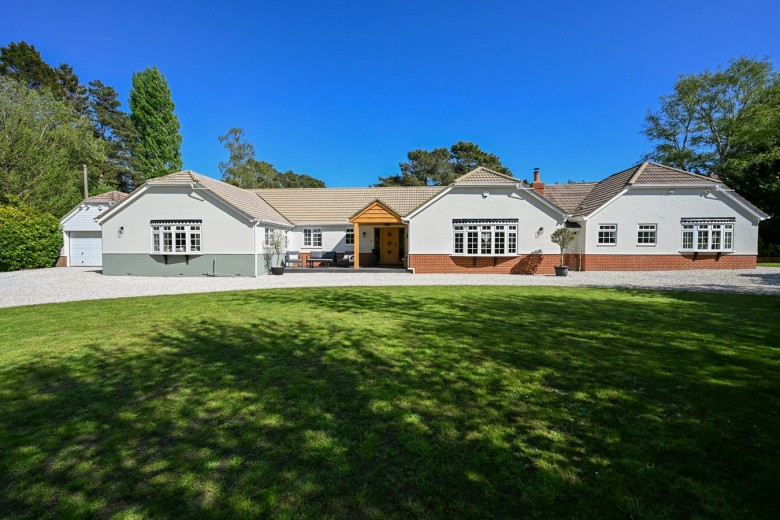 Click the photo for more details of Lions Lane, Ashley Heath, Ringwood, BH24