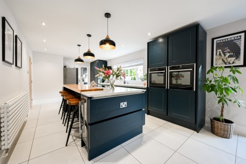 Click the photo for more details of Lions Lane, Ashley Heath, Ringwood, BH24