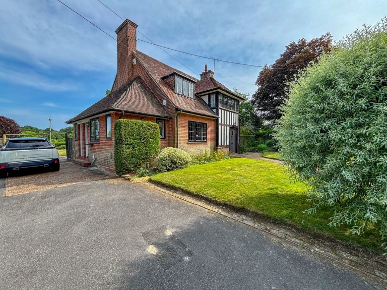 Click the photo for more details of Whatlington Road, BATTLE