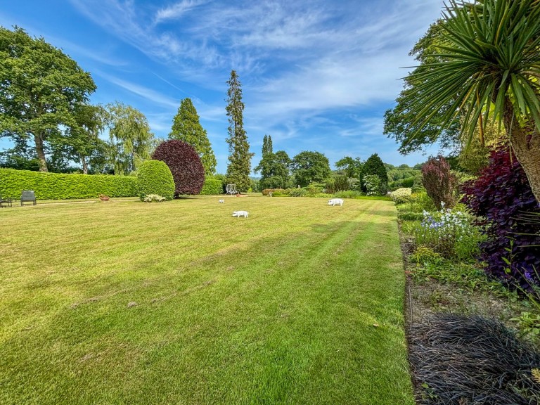 Images for Whatlington Road, BATTLE