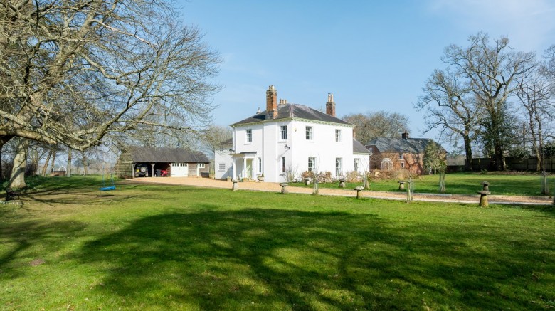 Click the photo for more details of Ashford Road, Fordingbridge, SP6