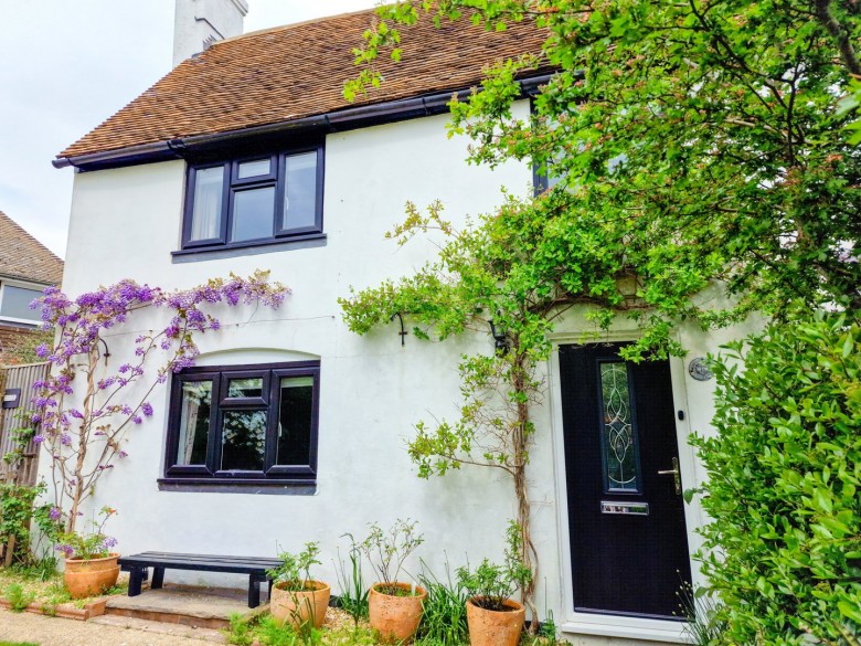 Click the photo for more details of Denbigh Road, HOOE