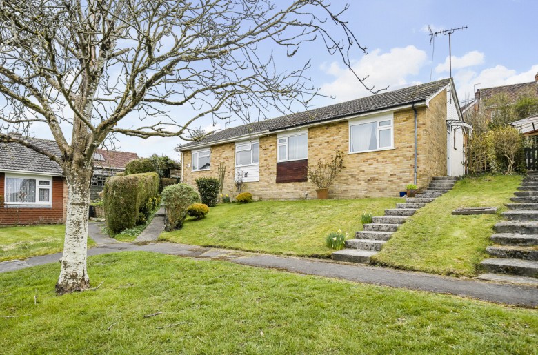 Click the photo for more details of Kennet Close, Warminster, Wiltshire