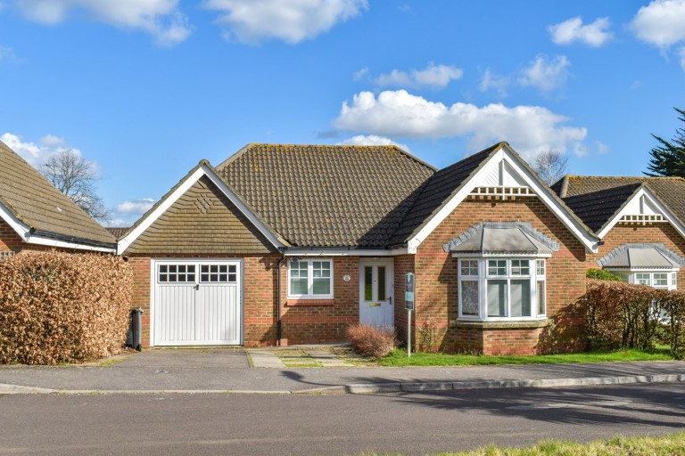 Images for Paddock Gardens, Lymington, SO41