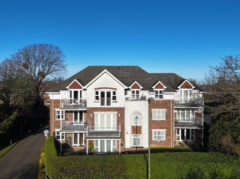 Click the photo for more details of Cavendish Place, Lymington, SO41