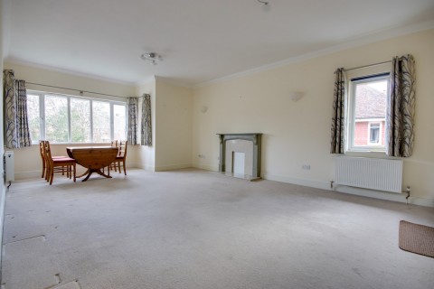 Click the photo for more details of 64, Belmore Lane, Lymington, SO41