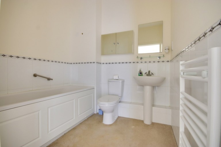 Images for 64, Belmore Lane, Lymington, SO41