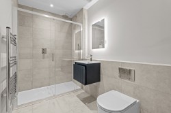 Images for Meadow View, Coolhurst Close, RH13