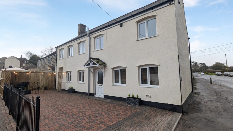 Click the photo for more details of Chewton Mendip, Radstock, Somerset