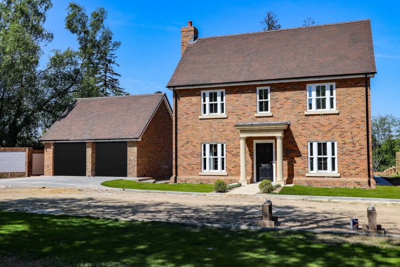 Click the photo for more details of North Trade Road, BATTLE