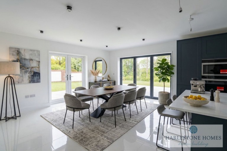 Images for North Trade Road, BATTLE