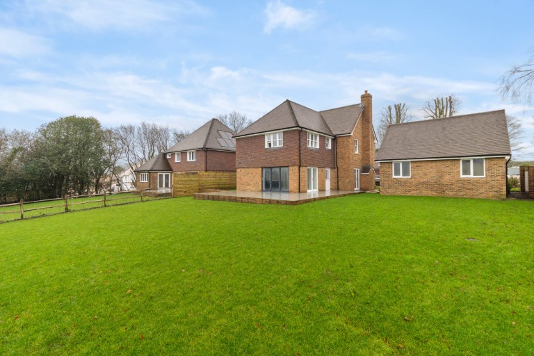 Images for North Trade Road, BATTLE