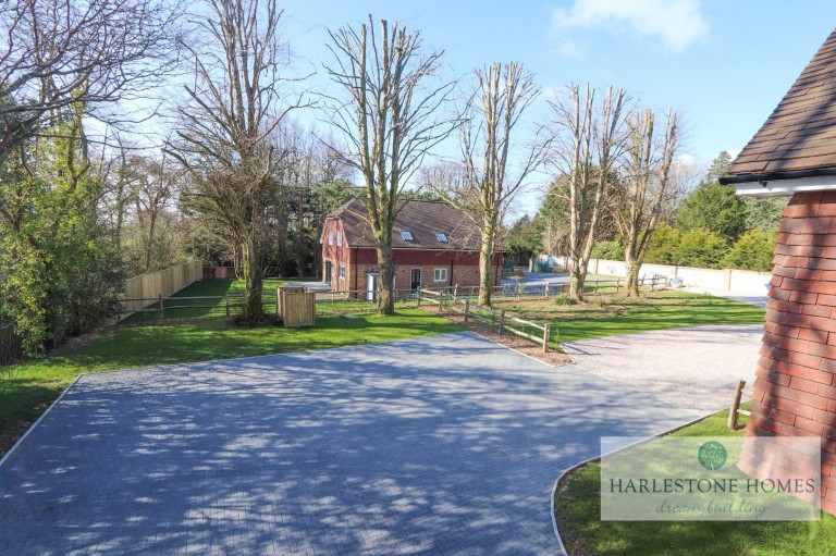 Images for North Trade Road, BATTLE
