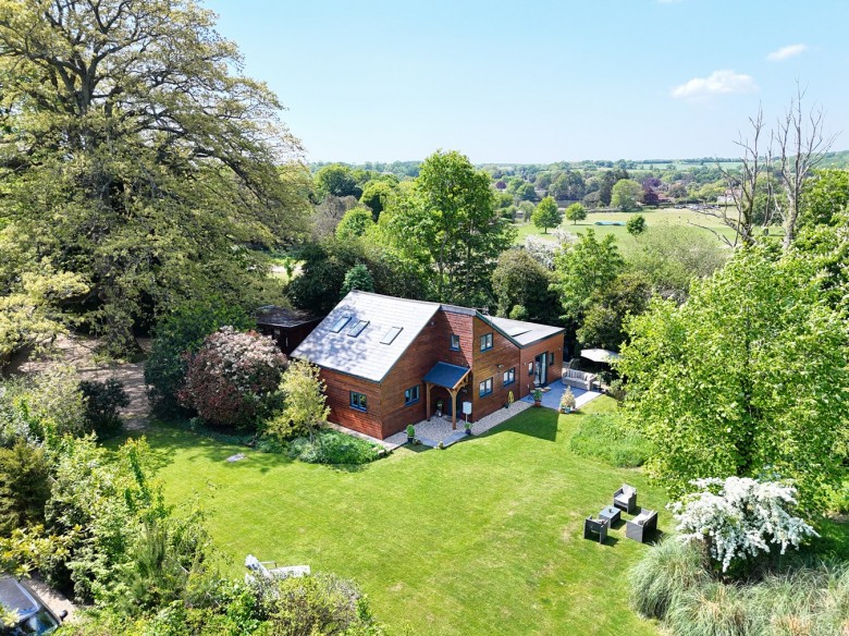 Click the photo for more details of Palace Lane, Beaulieu, Brockenhurst, SO42