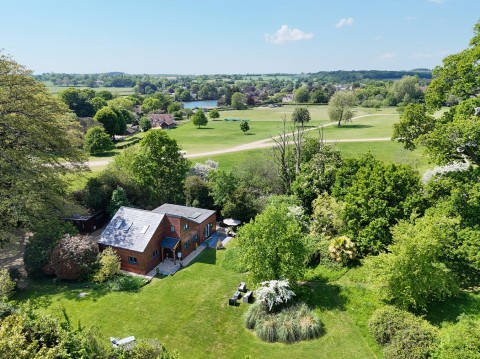 Click the photo for more details of Palace Lane, Beaulieu, Brockenhurst, SO42