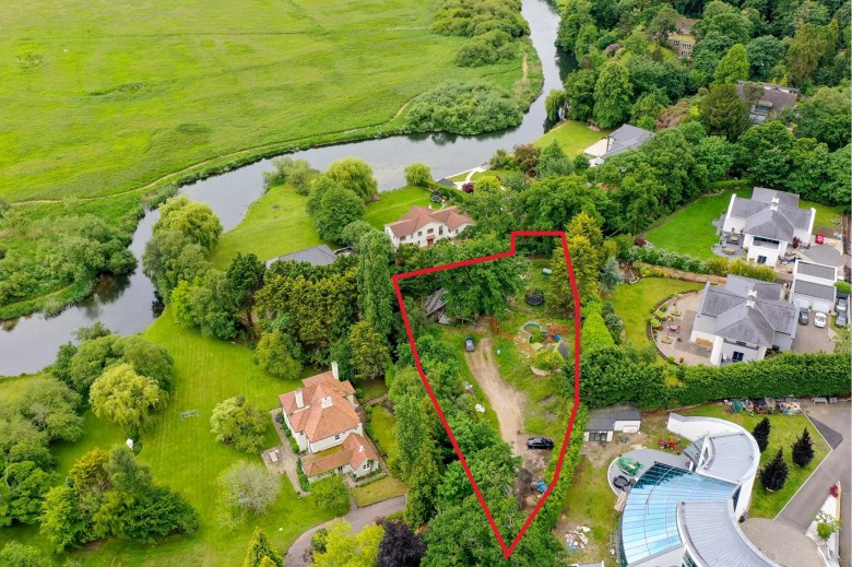 Click the photo for more details of Windmill Lane, Ringwood, BH24