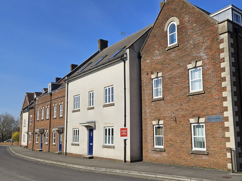 Click the photo for more details of The Tanneries, Glastonbury