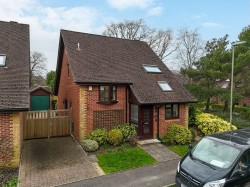 Images for Yerville Gardens, Hordle, Lymington, SO41