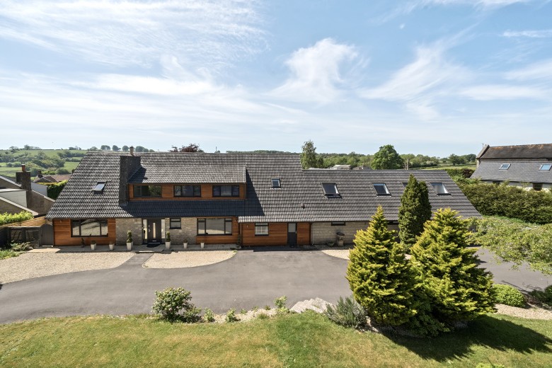 Click the photo for more details of Oakhill, Radstock, Somerset