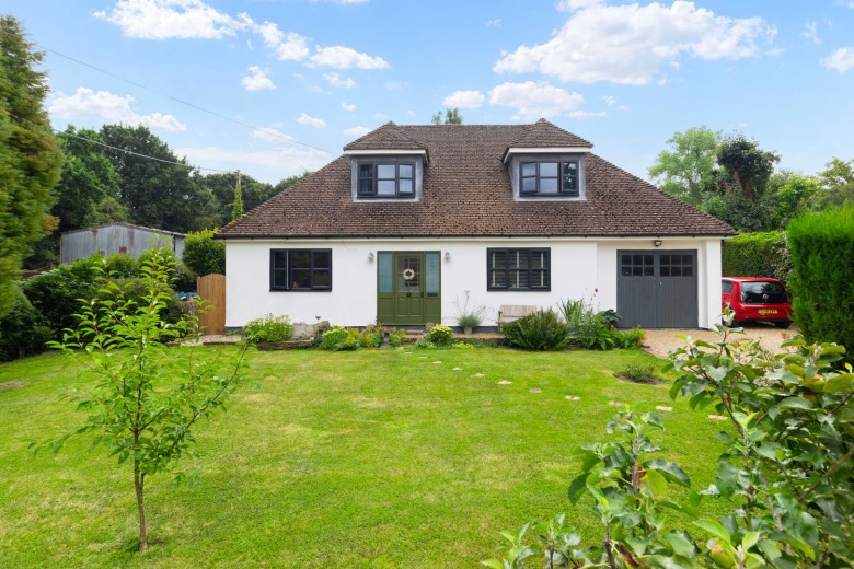 Click the photo for more details of Skinners Lane, Catsfield, East Sussex