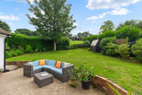 Click the photo for more details of Skinners Lane, Catsfield, East Sussex