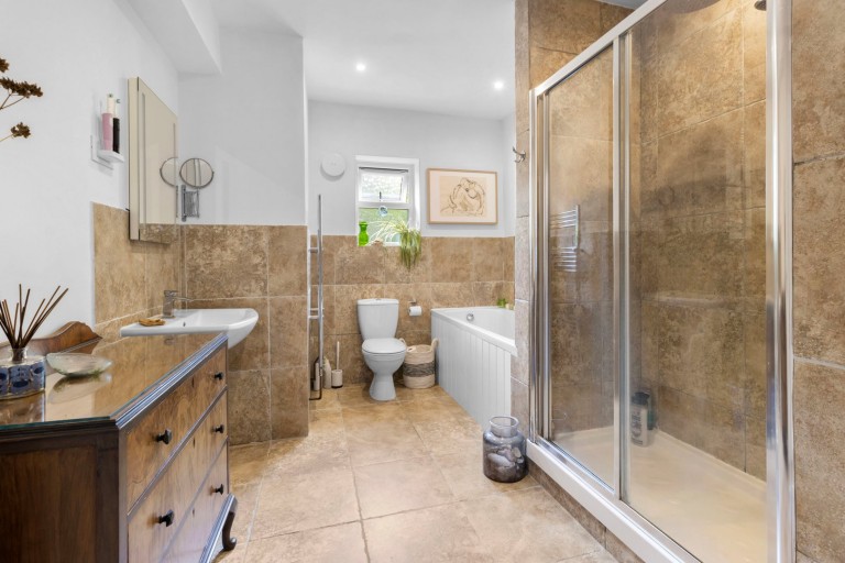 Images for Skinners Lane, Catsfield, East Sussex