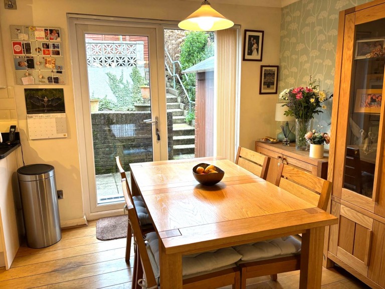 Images for Paray Drive, Wells