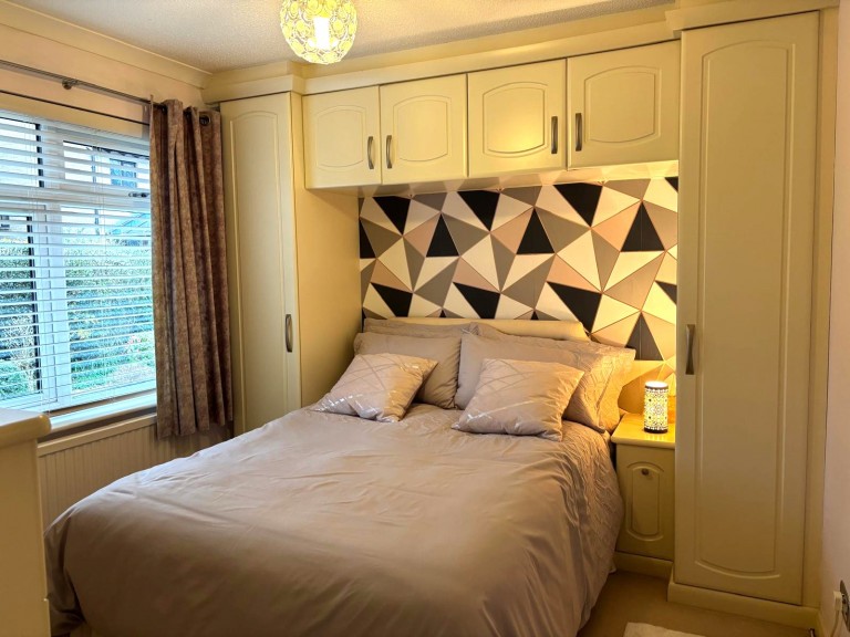 Images for Paray Drive, Wells