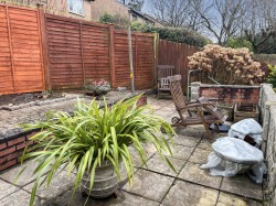 Images for Paray Drive, Wells