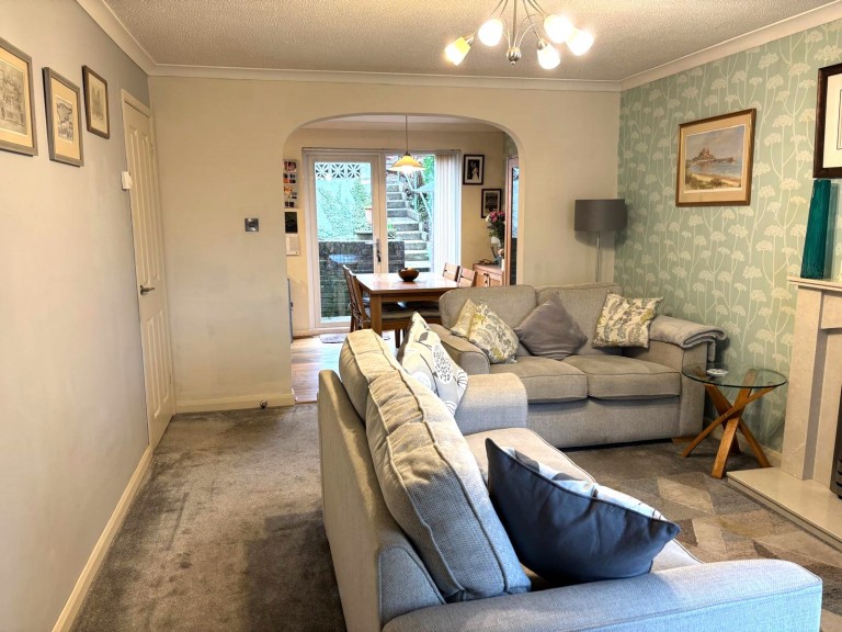 Images for Paray Drive, Wells