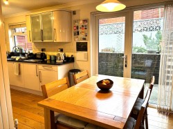 Images for Paray Drive, Wells