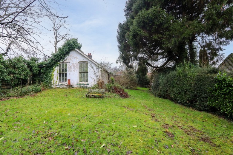 Click the photo for more details of Canadia Road, Battle, East Sussex