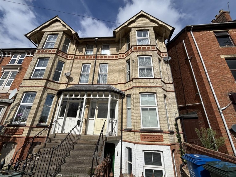 Images for Middleton Road