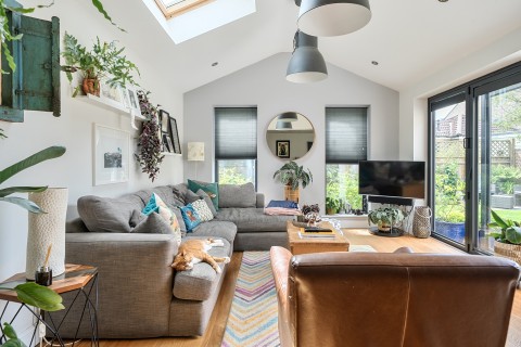 Click the photo for more details of Yeo Close, Cheddar, Somerset