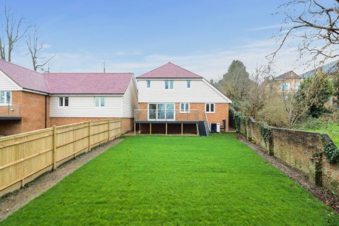 Click the photo for more details of High Street, Battle, East Sussex