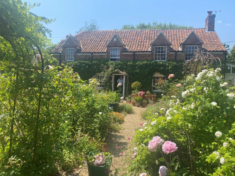 Click the photo for more details of Penleigh, Dilton Marsh, Wiltshire