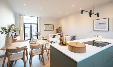 Click the photo for more details of Connaught Place, Brockenhurst, SO42