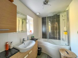 Images for Skinners Lane, CATSFIELD, East Sussex