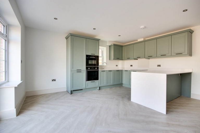 Images for Kings Farm Lane, Hordle, Lymington, SO41