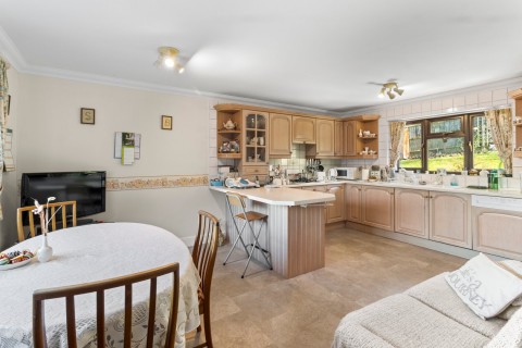 Click the photo for more details of The Coppice, Battle, East Sussex