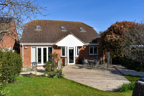 Click the photo for more details of Shrubbs Avenue, Lymington, SO41
