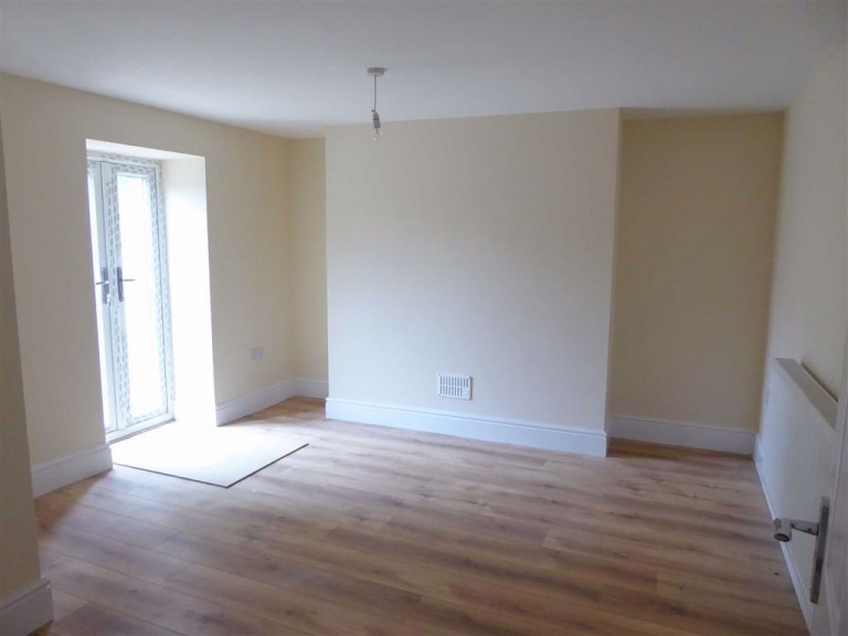 Images for Middleton Road