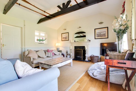 Click the photo for more details of Main Road, East Boldre, Brockenhurst, SO42