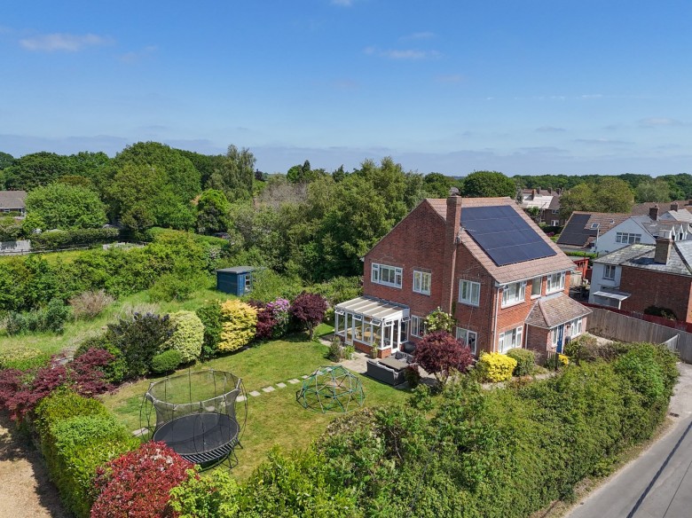 Click the photo for more details of Chapel Lane, East Boldre, Brockenhurst, SO42
