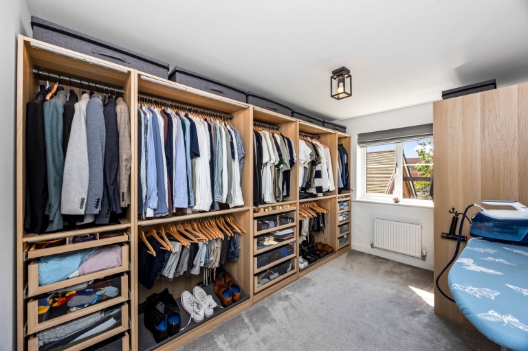 Images for Alder Way, Faygate, RH12