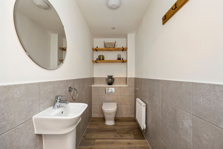 Images for Alder Way, Faygate, RH12