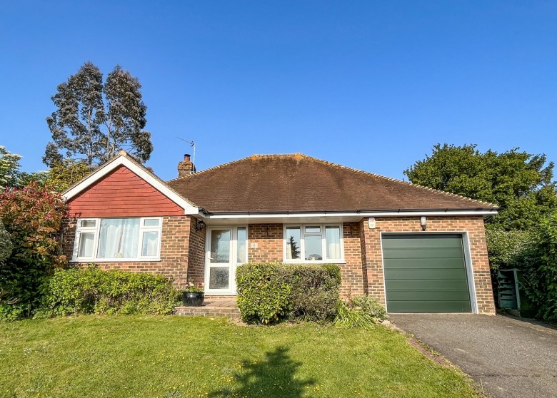Click the photo for more details of Brede Lane, Sedlescombe, East Sussex
