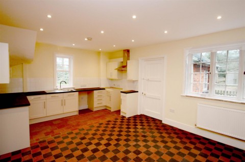 Click the photo for more details of Blenheim Road, Shirburn, Watlington