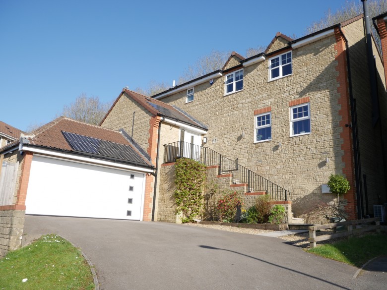 Click the photo for more details of Midsomer Norton, Radstock, Somerset