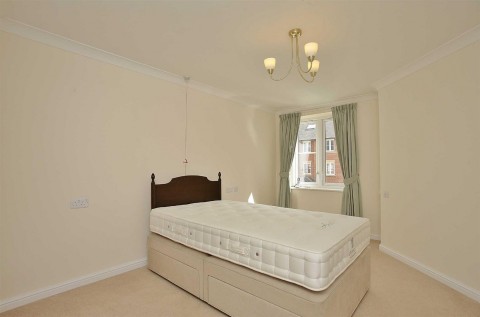 Click the photo for more details of Foxhall Court, School Lane, Banbury